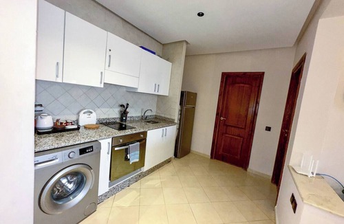 Hivernage Apartment | Top localisation, neuf, Piscine et une vue balcon
