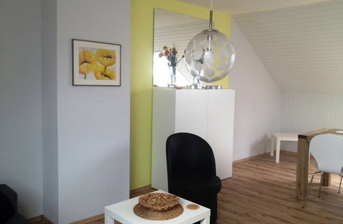 Am Homburg Apartment | Top loft apartment - 2.4 km center, green and quiet - bus 150 m