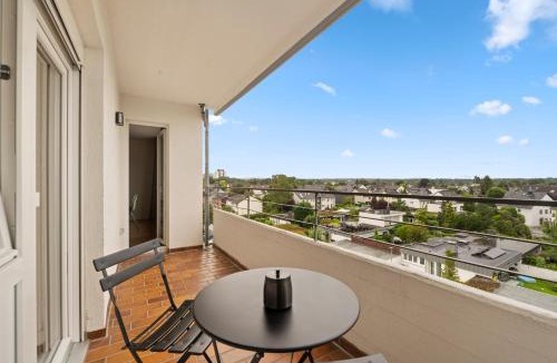 Refrath Apartment | *TOP* Moderne Wohnung - Nähe Köln: Dom, Messe, Flughafen, Lanxess-Arena