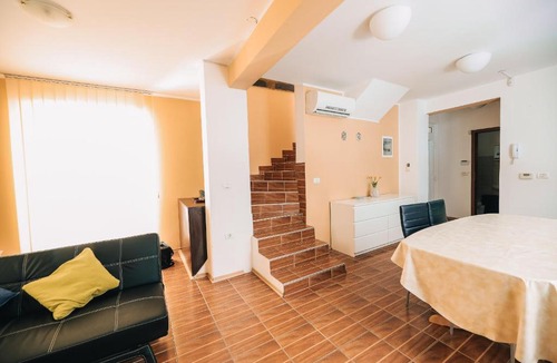 Koper Apartment | Topart
