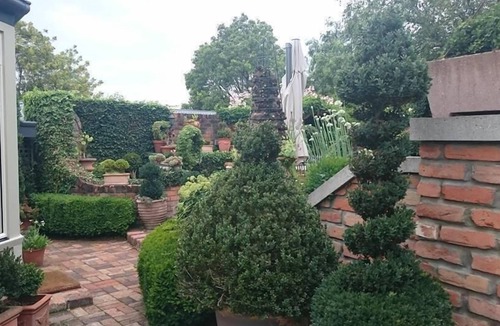 West Launceston Apartment | Topiary Haven