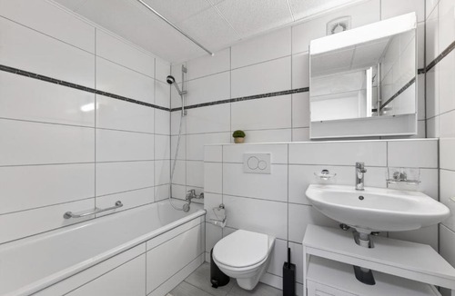 Gundeldingen Apartment | Toplage Basel Balkon & Gratis-Waschturm