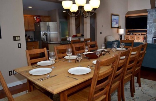 Killington Villa | Topridge Unit 17B Topridge Unit Breathtaking Views/Hot tub