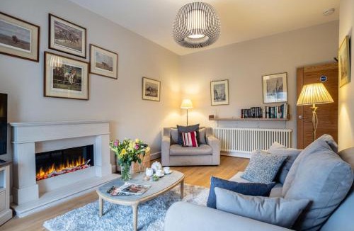 Moreton-in-Marsh House | Topside