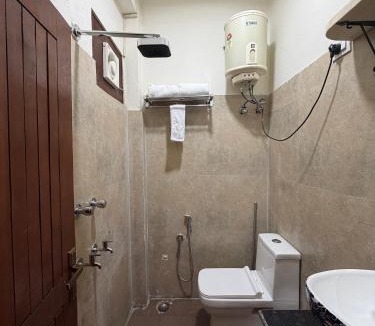 Naggar Hotel | Tora House