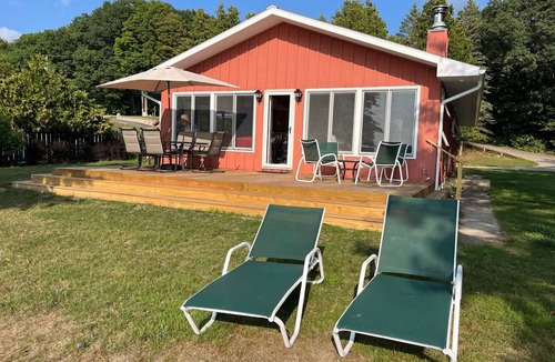 Bellaire House | Torch Lake Classic Cottage | Torch Lake