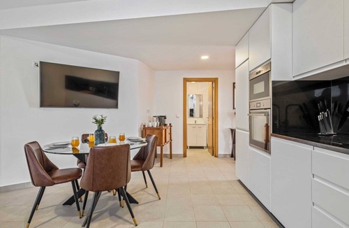 Imaculado Coracao de Maria Apartment | Tornos - Spacious two-bedroom apartment