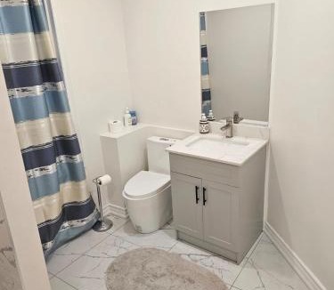 Yorkville Apartment | Toronto Bloor Crown Residence