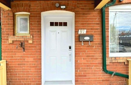 Oakwood Village Apartment | TORONTO Midtown HomeHaven