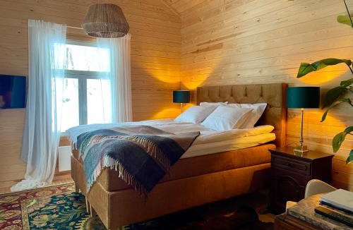 Lahti Villa | Torppa, puusauna ja ulkoporeallas