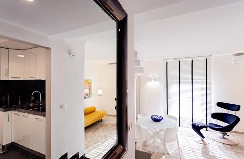 Posillipo House | Torre dell'incantesimo