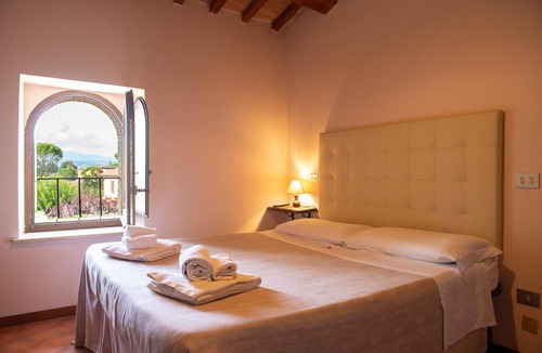 Castel Ritaldi Bed & Breakfast | Torre della Botonta