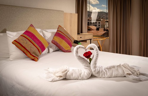 Primavera Hotel | Torre Dorada
