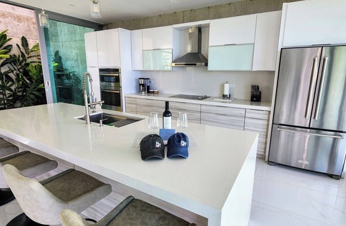 Coto House | Torremar Luxury Villa: A Luxurious Coastal Escape for Adults