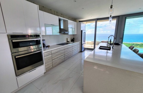 Coto House | Torremar Luxury Villa: A Luxurious Coastal Escape for Adults