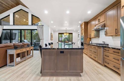 Torreon House | Torreon New Build w/Deck & Outdoor Entertainment