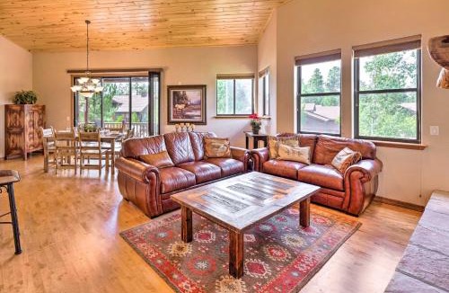 Torreon House | Torreon Townhome w/Balcony: Hike, Fish & Unwind!