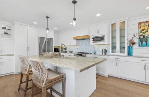 Del Mar Heights Condo | Torrey View Hideaway - Pet-Friendly Del Mar Rental with Ocean Views & A/C