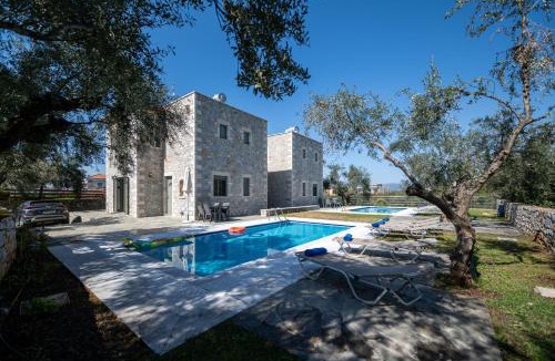 Lefktron Villa | Torri di pietra