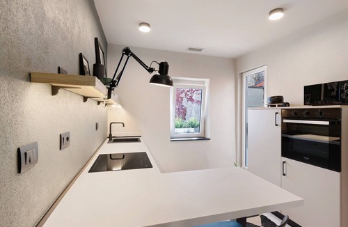 Albenga Apartment | ‘Torri e Tramonti’ Apartment with Private Terrace and Air Conditioning