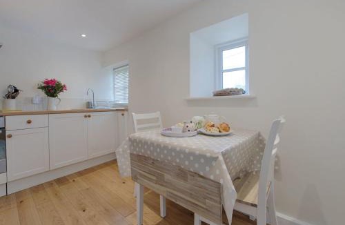 Burgh Island House | Torrings Barn