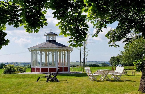 Simrishamn Bed & Breakfast | Torsborgs Gård