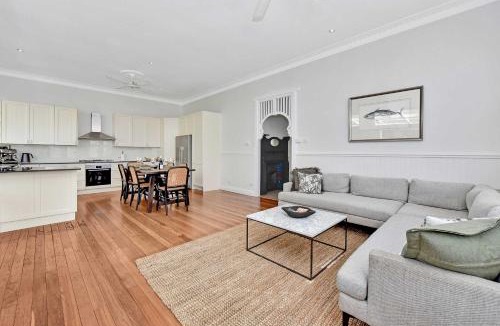 Merewether House | Tosca Elegant Merewether Beach House with Pool