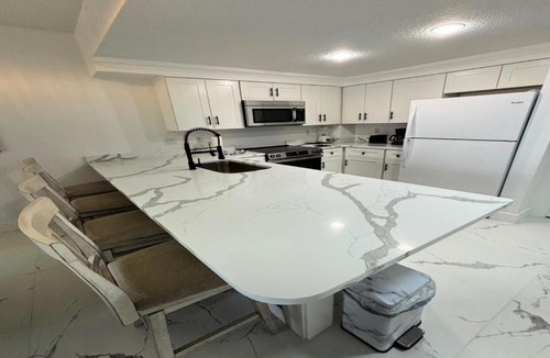 Daytona Beach Apartment | Totally Updated 1 BR Deluxe Jacuzzi Suite - Wyndham Ocean Walk 2429 - Vacation in Resort luxury