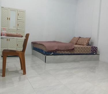 Singaraja Hostel | Touchsmart