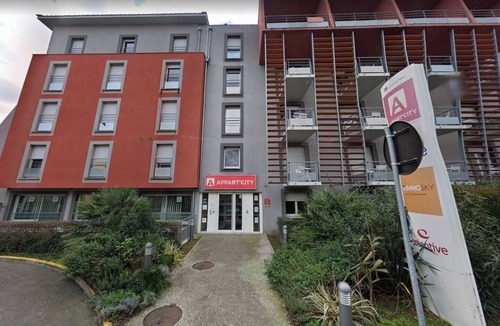 Juncasse - Argoulets Apartment | Toulouse's urban refuge