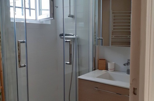 Faubourg Saint-Germain Apartment | Tour Eiffel - Invalides 10 min away