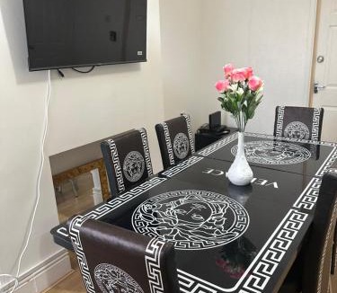 Doncaster Apartment | Tower Comfort Stay