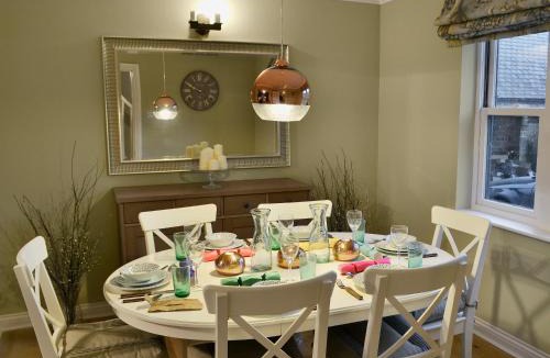 Hallington House | Tower Cottage - Mvw
