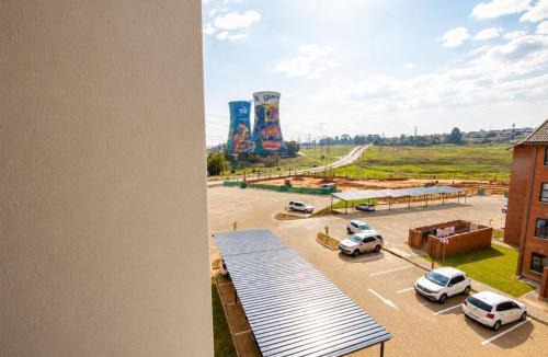 Greater Johannesburg Metropolitan Area Apartment | Tower Heights