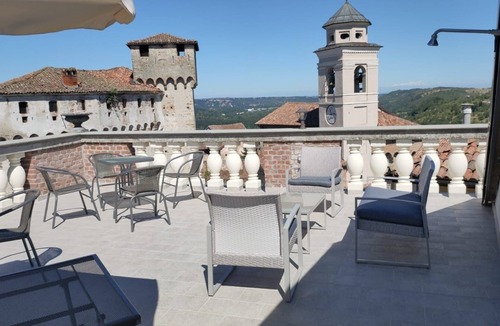 Casaleggio Boiro House | Tower Room