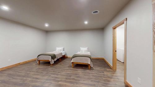 St Germain House | Towering Pines Cottage