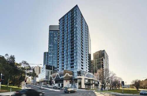 Belconnen Apartment | Town Center 1 Bedroom Cozy Home