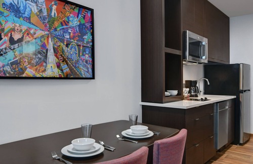 Downtown Cincinnati Hotel | TownePlace Suites by Marriott Cincinnati Downtown
