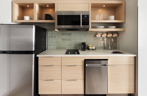 Sidney Hotel | Towneplace Suites By Marriott Victoria Airport Sidney