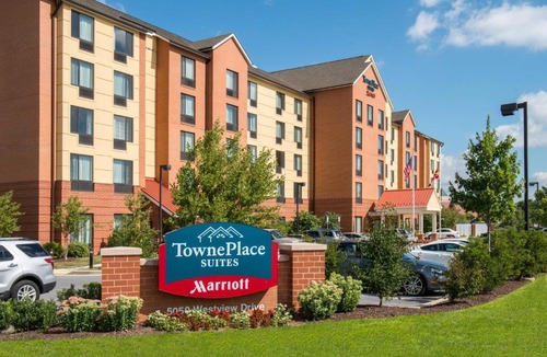 Ballenger Creek Hotel | TownePlace Suites by Marriott Frederick