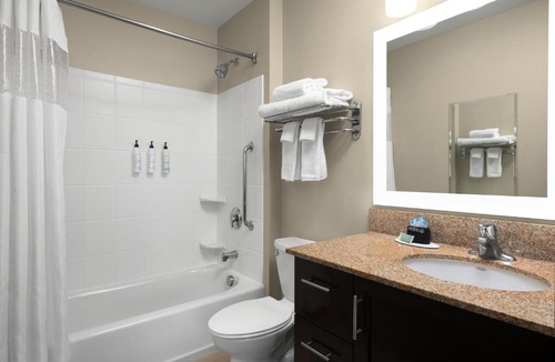 Vista Hotel | TownePlace Suites by Marriott San Diego Carlsbad/Vista