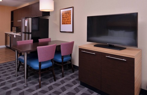 Chesterfield Hotel | TownePlace Suites by Marriott St. Louis Chesterfield
