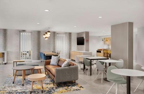 Crown Point Hotel | TownePlace Suites by Marriott Crown Point