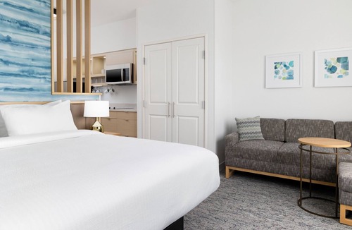 Pleasanton Hotel | TownePlace Suites by Marriott Pleasanton