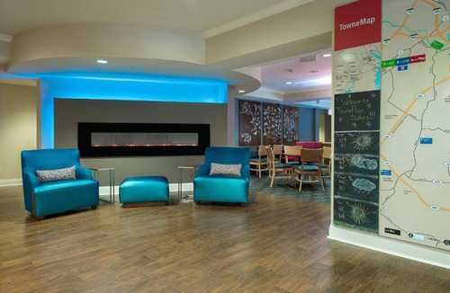 Linthicum Heights Hotel | TownePlace Suites by Marriott Baltimore BWI Airport