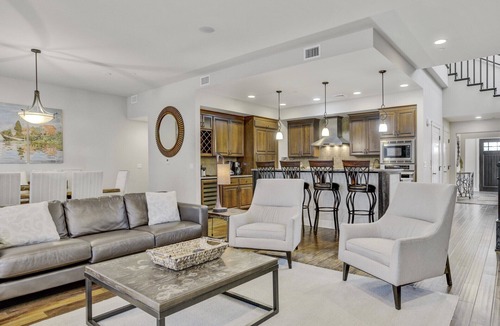 Sandpoint House | Townhome, Groups Welcome - Seasons at Sandpoint