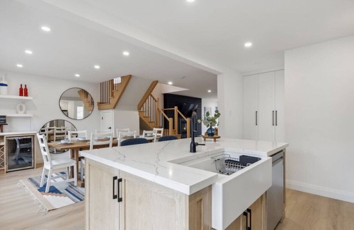 Collingwood Villa | Townhome in Collingwood, 10 Mins to Village! - 161 Vacation Inn