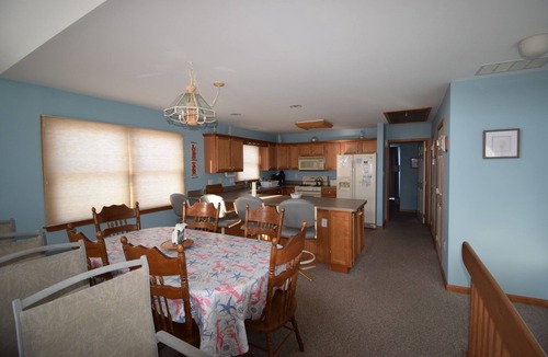Sea Isle City House | Townhome in the outskirts off the movers and shakers