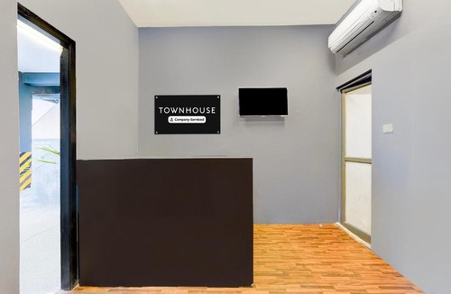 Nanganallur Hotel | Townhouse Nanganallur Near Chennai Airport