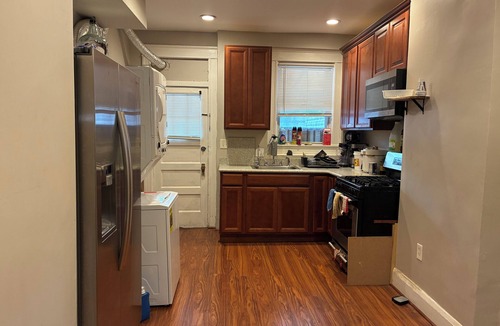 Downtown Baltimore House | Townhouse Room B
